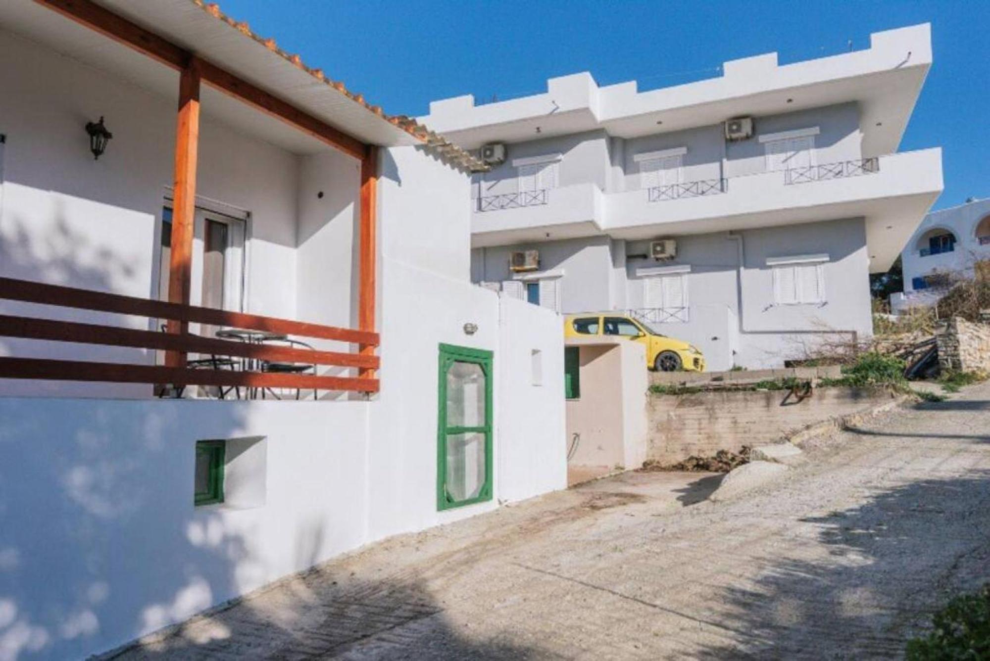 Apartment Panagiotis Kamilári Exterior foto